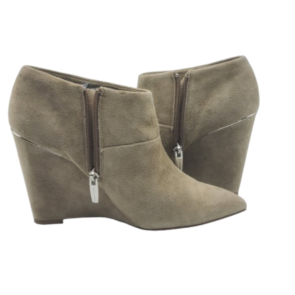 Coach Oakdale Wedge Booties Size 7.5 Tan Suede Zipper Pointed Toe - Picture 11 of 16